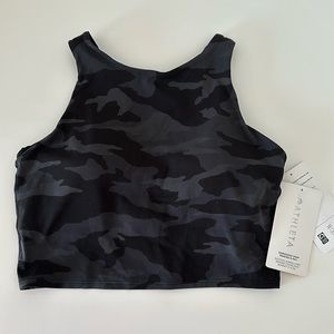 Athleta conscious crop black camo size small D-DD NWT